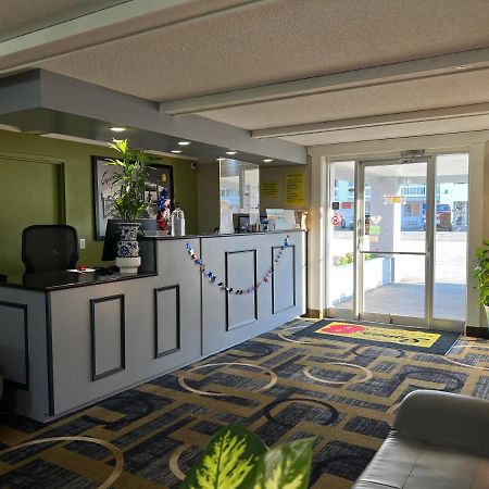 Hotel Super 8 By Wyndham Bangor Extérieur photo