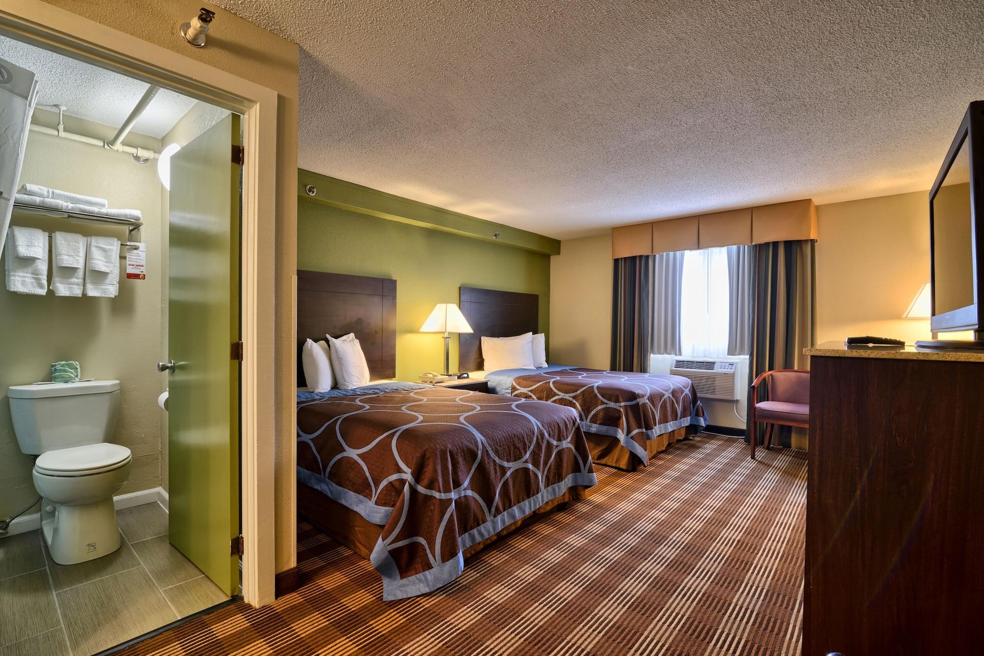 Hotel Super 8 By Wyndham Bangor Extérieur photo
