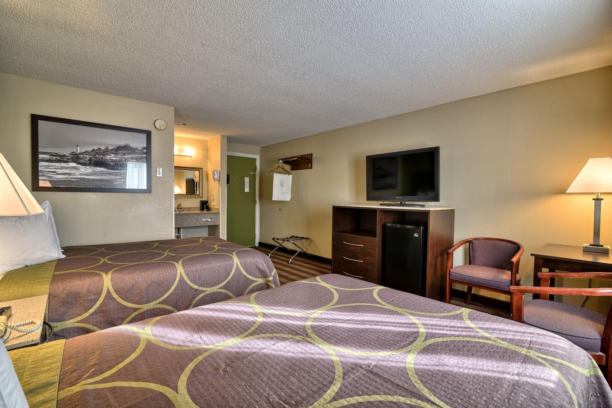 Hotel Super 8 By Wyndham Bangor Extérieur photo