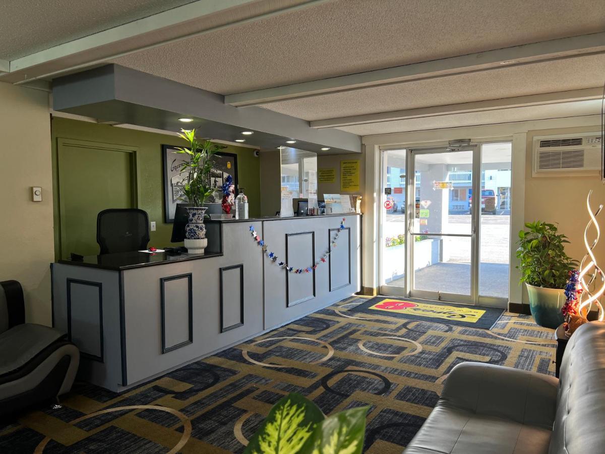 Hotel Super 8 By Wyndham Bangor Extérieur photo