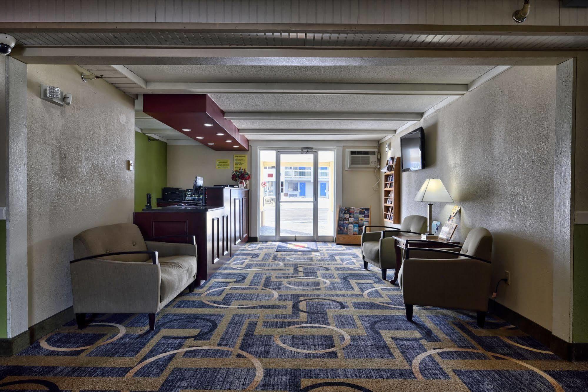 Hotel Super 8 By Wyndham Bangor Extérieur photo