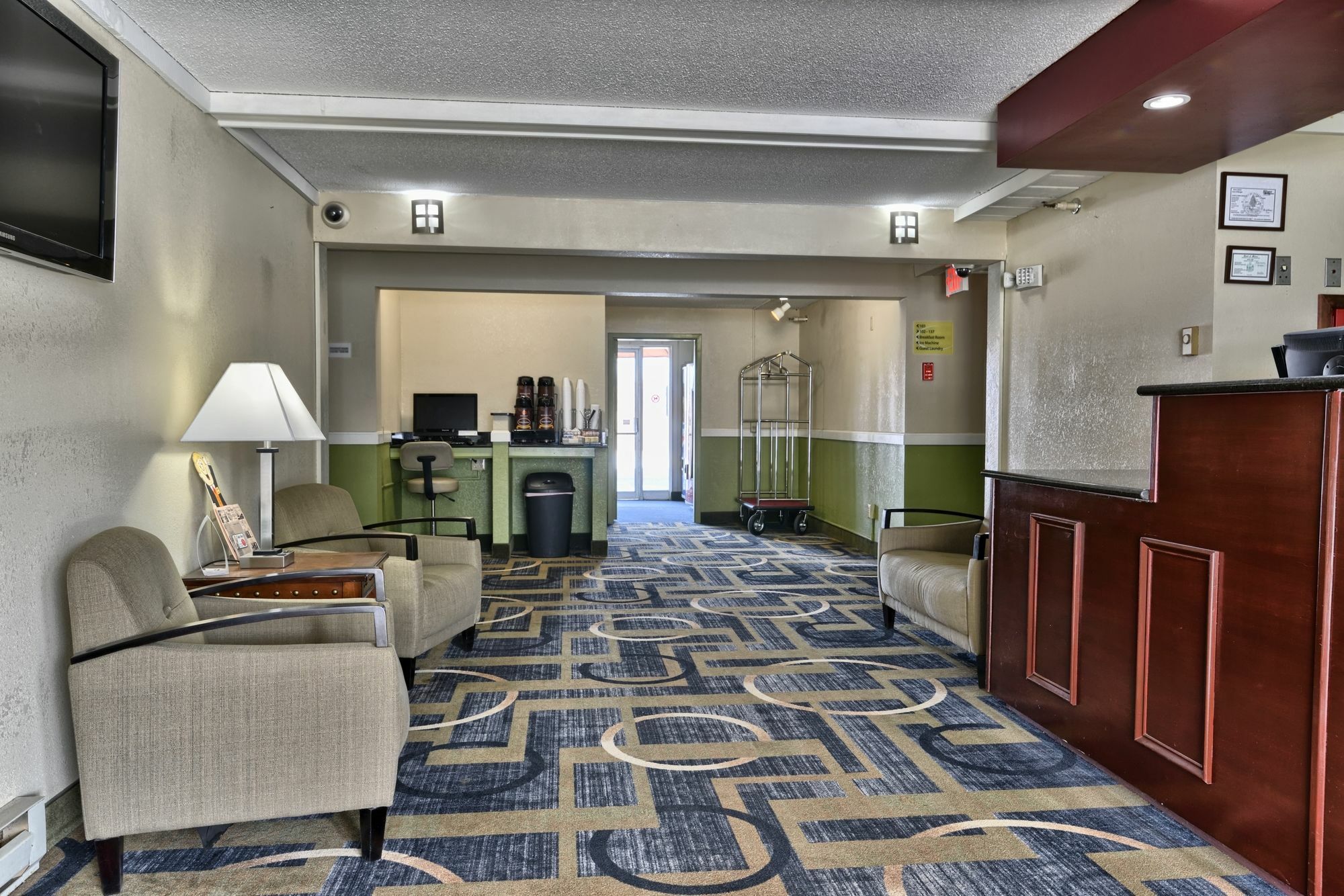 Hotel Super 8 By Wyndham Bangor Extérieur photo